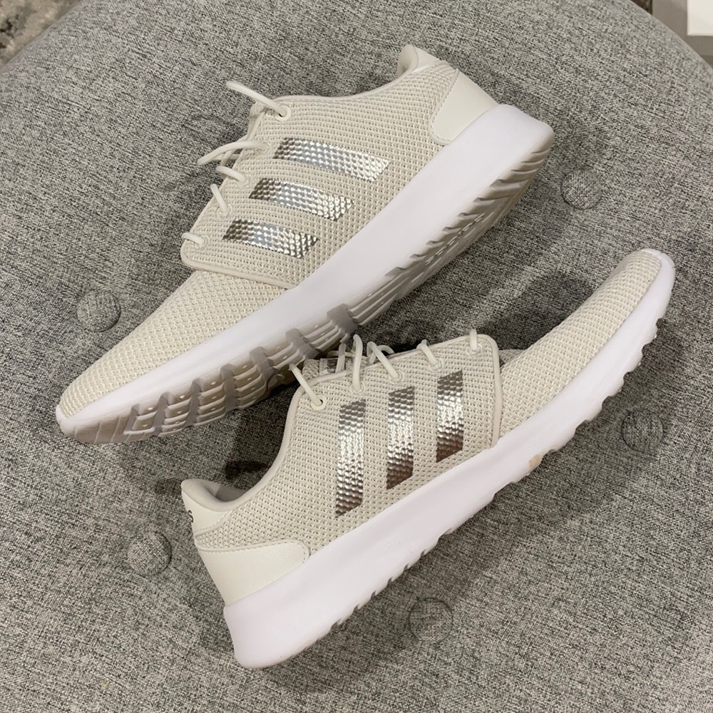 Adidas QT Racer sneakers